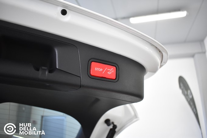 MERCEDES-BENZ GLA 250 e hybrid EQ Premium